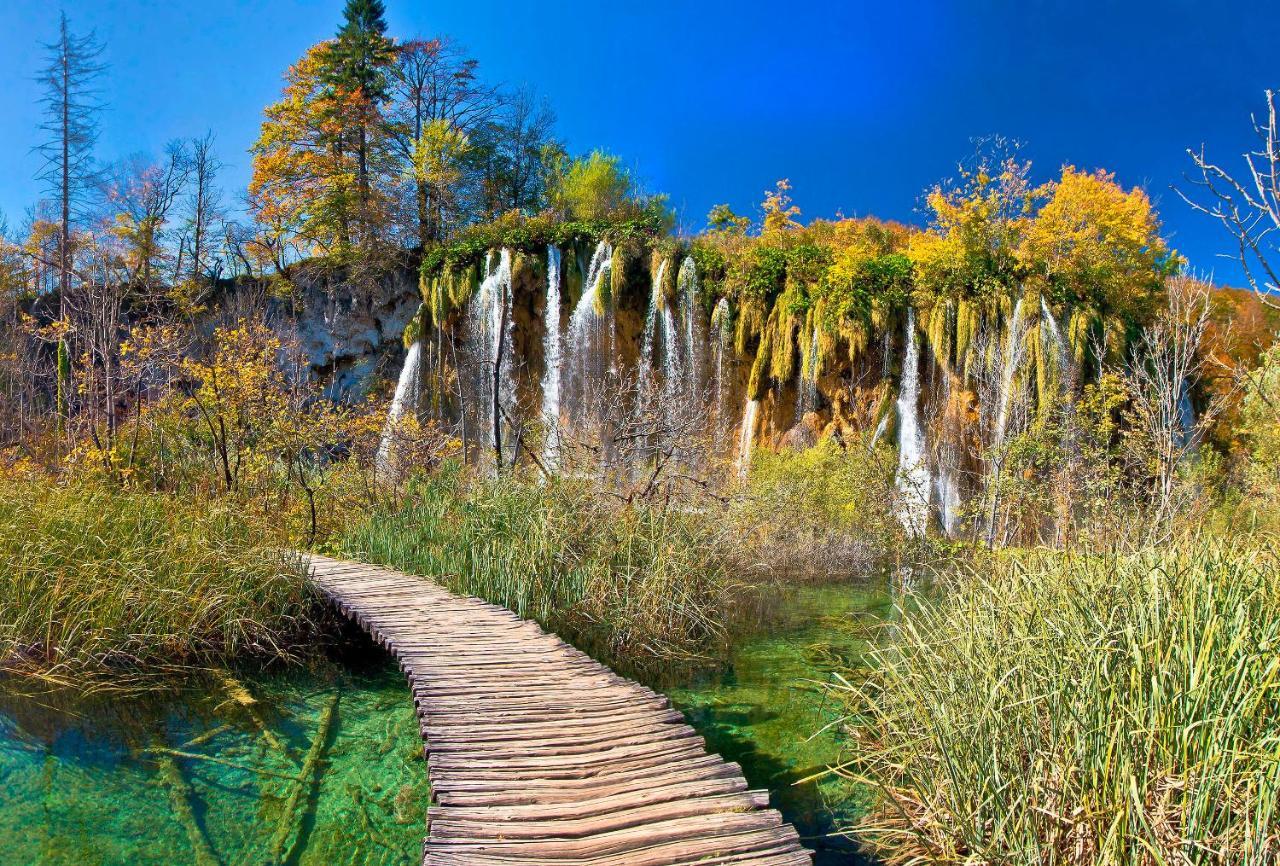 Andrea In Sertic Poljana - Haus Fuer 6 Personen Plitvička Jezera Exterior foto